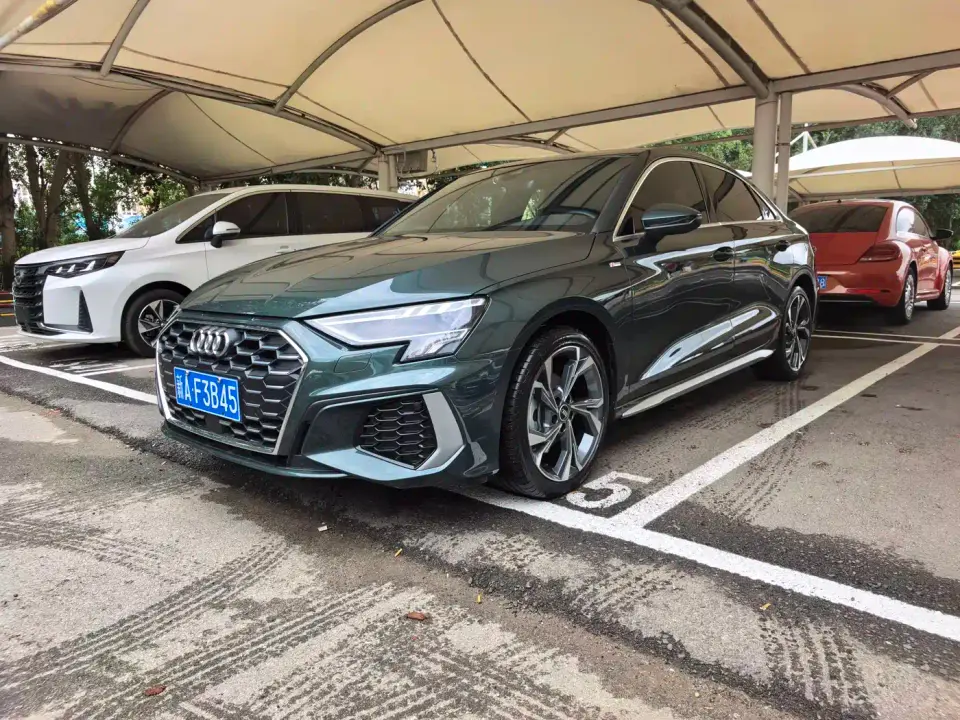 Audi A3 A3L Limousine 35 TFSI Luxury Sport 2023