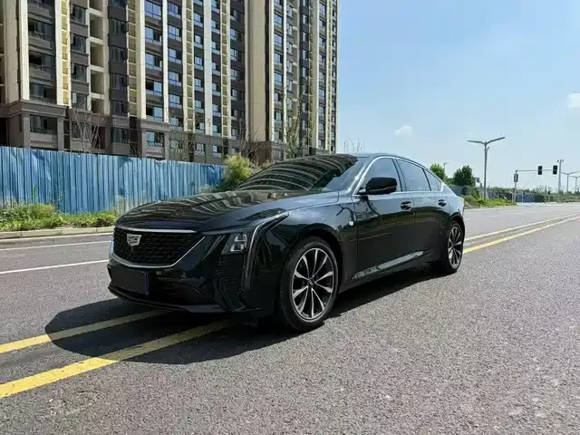 Cadillac CT5 Model 28T Urban Sport Edition 2026