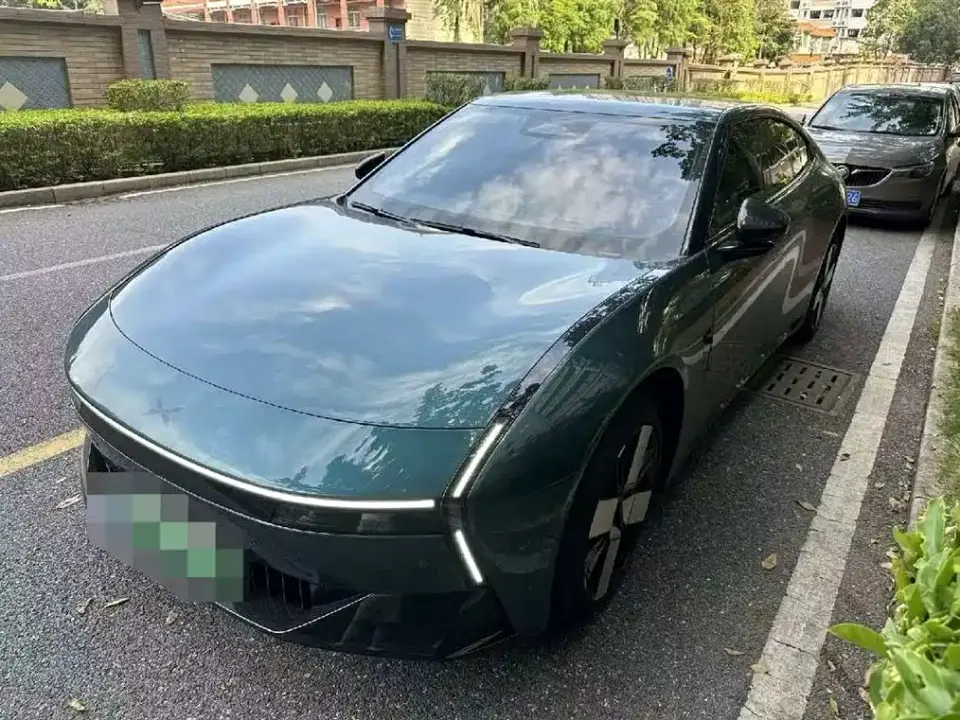 XPeng P7 702km Long Range Edition 2025