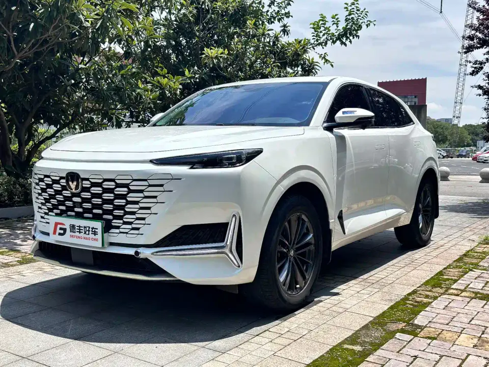 Changan UNI-K 2.0T FWD Joy Style 2024