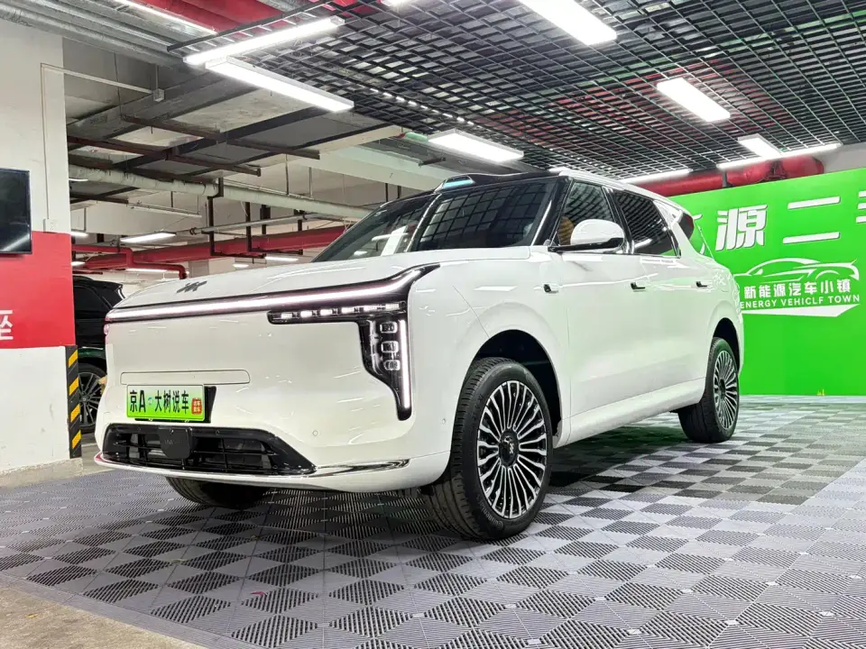 IM Motors IM LS8 Model Base Version 5-seater Long Range Edition 2026
