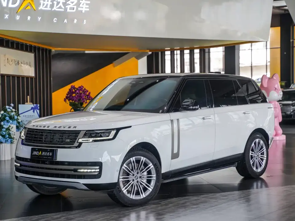 Land Rover Range Rover 3.0 L6 400PS Golden Age Extended 7-Seater 2024