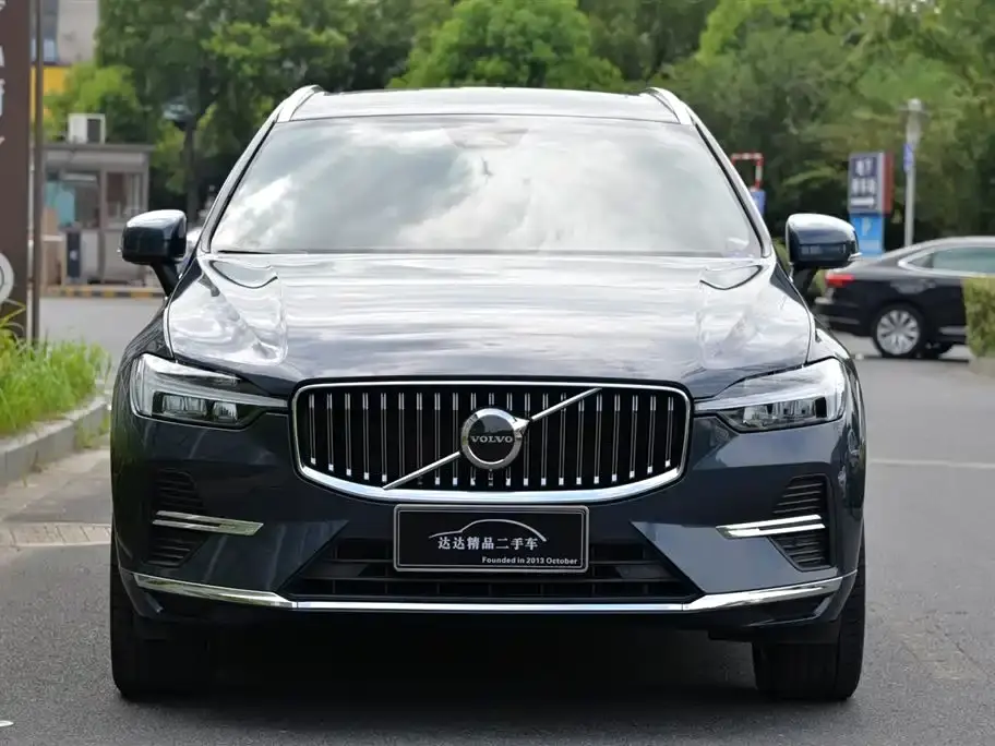 Volvo XC60 B5 AWD Zhiyuan Luxury Edition 2023
