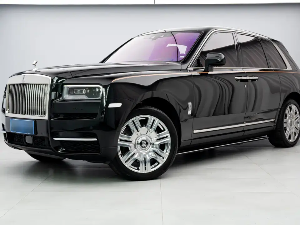 Rolls-Royce Cullinan 4-Seater 2025