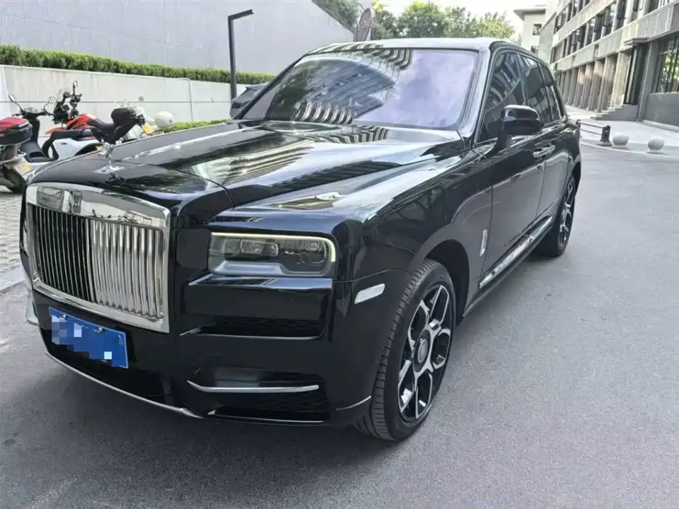 Rolls-Royce Cullinan 4-Seater 2024