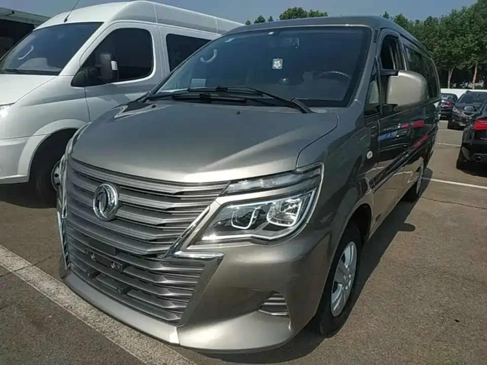 Dongfeng Fengxing Lingzhi M5L 1.6L Base Model 9-Seater 2021