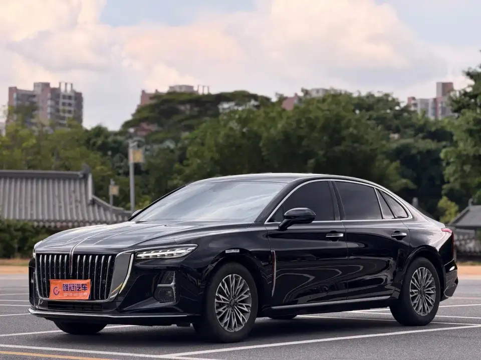 Hongqi H5 1.5T DCT Smart Connect Flag Rhythm 2023