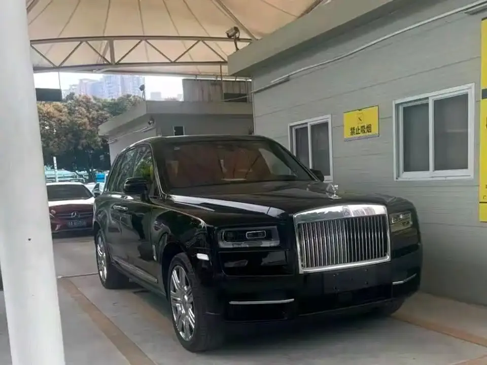 Rolls-Royce Cullinan 4-Seater 2025