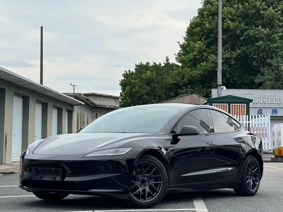 Tesla Model 3 Rear-Wheel Drive 2024