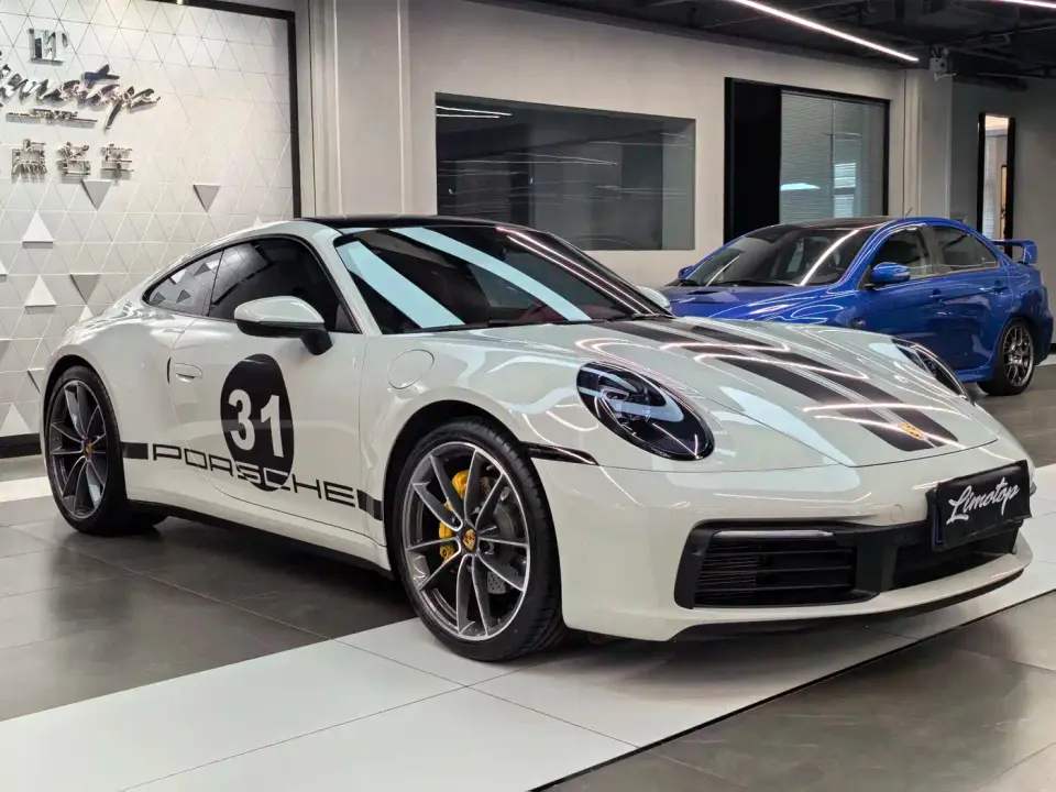 Porsche 911 Carrera 3.0T 2023