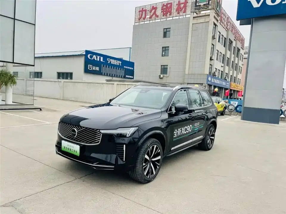 Volvo XC90 Plug-in Hybrid Facelift T8 Smart Premium Luxury 7-seater 2025