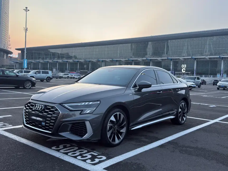 Audi A3 A3L Limousine 35 TFSI Fashion Sport 2023