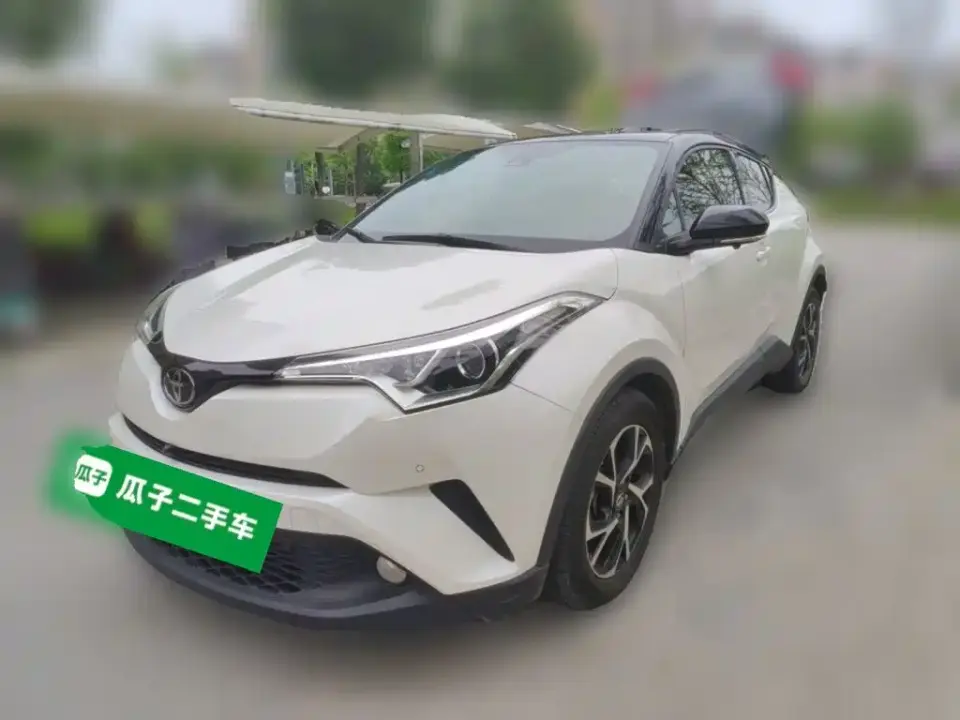 Toyota C-HR Model 2.0L Leading 2020