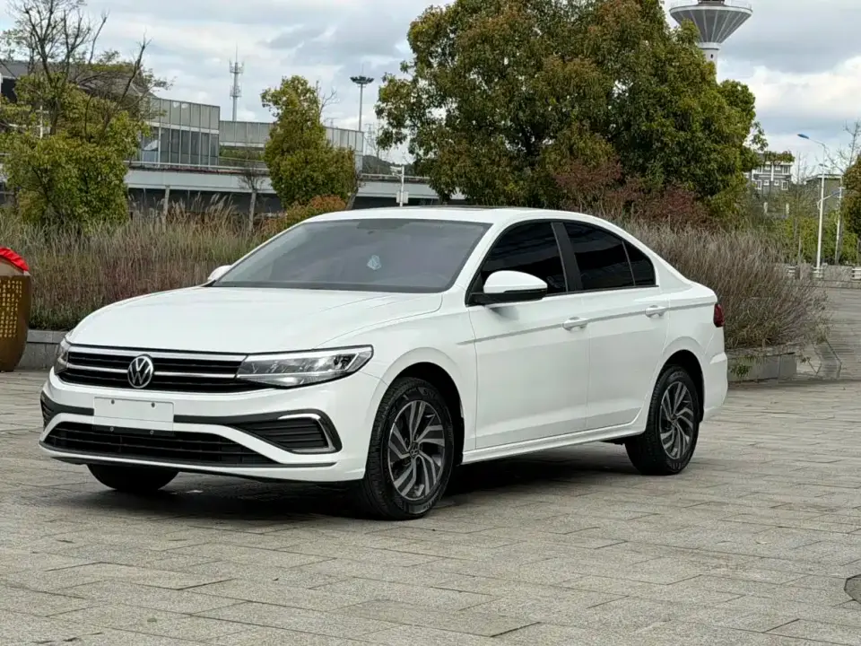 Volkswagen Bora 200TSI DSG PRO Edition 2026