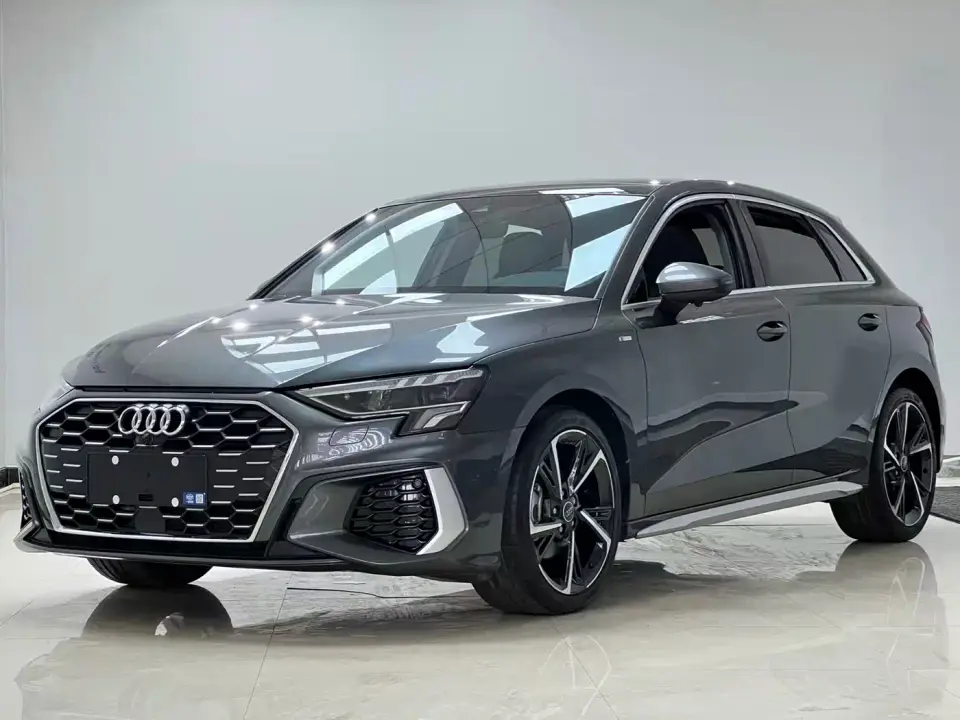 Audi A3 Facelift Sportback 35 TFSI Fashion Sport 2024