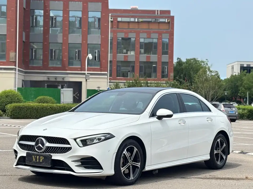 Mercedes-Benz A-Class Facelift III A 200 L Sport Sedan Fashion 2023