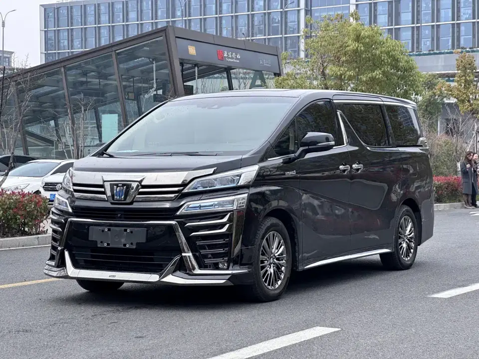 Toyota Vellfire Crown Hybrid 2.5L HV Premium Edition 2022