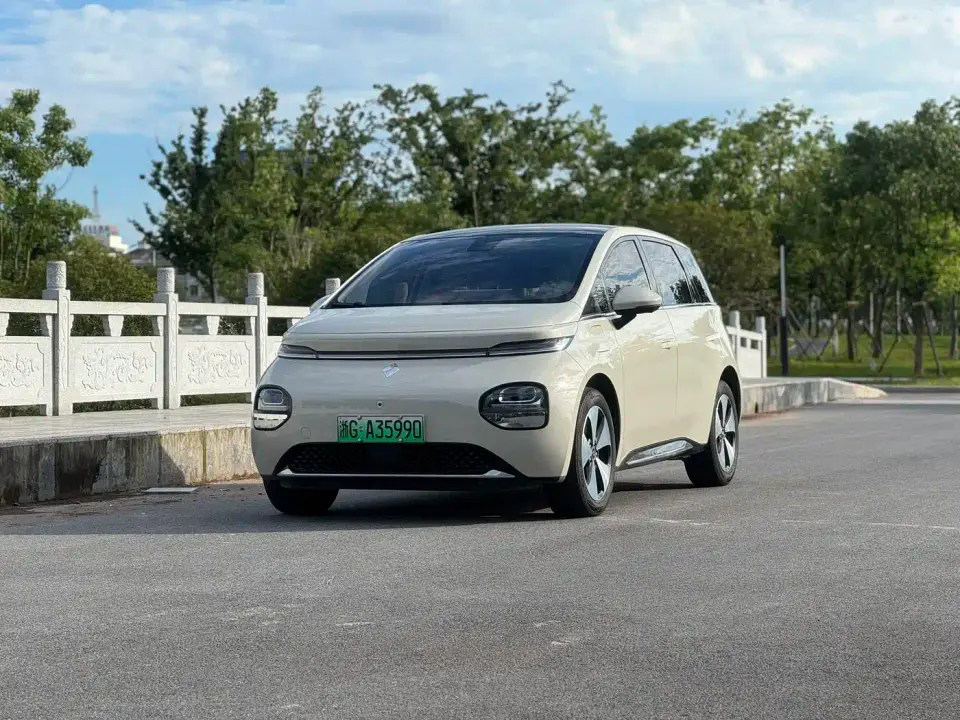 Baojun Cloud 460 Max 2023