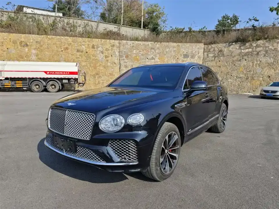 Bentley Bentayga 4.0T V8 2022