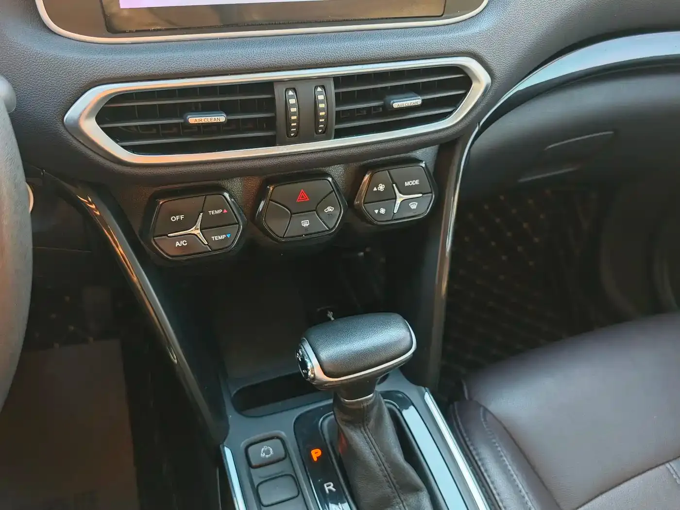 GAC Trumpchi GS4 200T G-DCT 2WD Elite Edition 2019 — фото 7