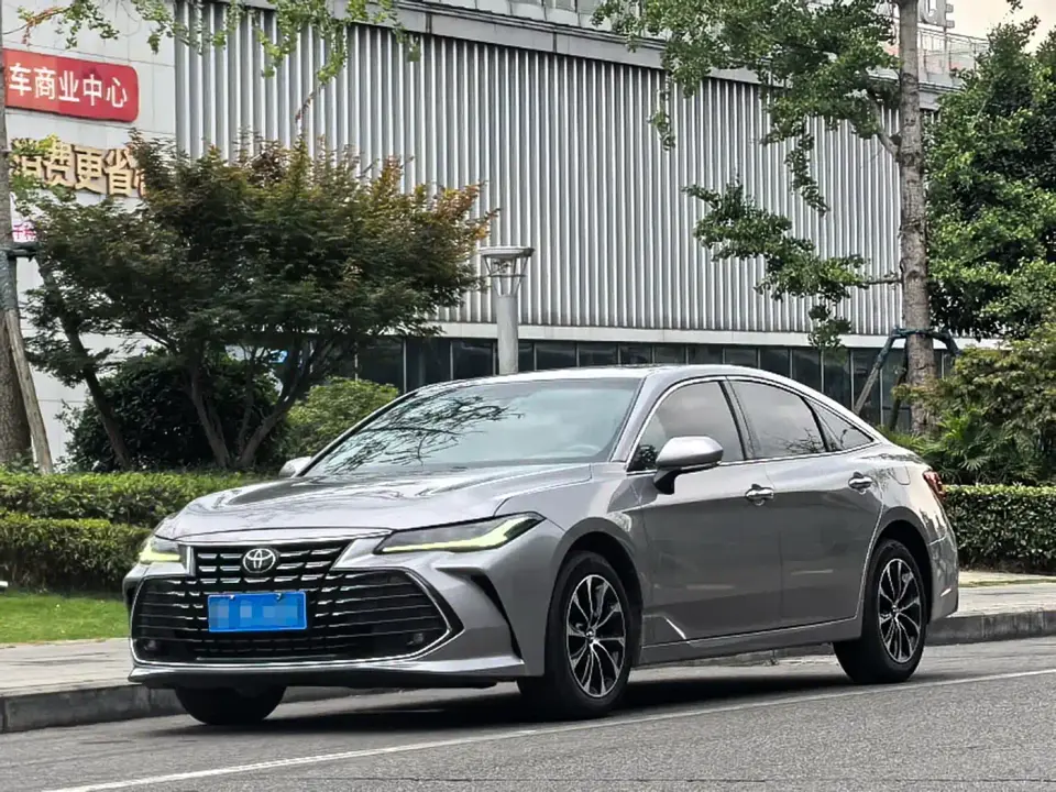Toyota Avalon 2.0L XLE Premium Edition 2023