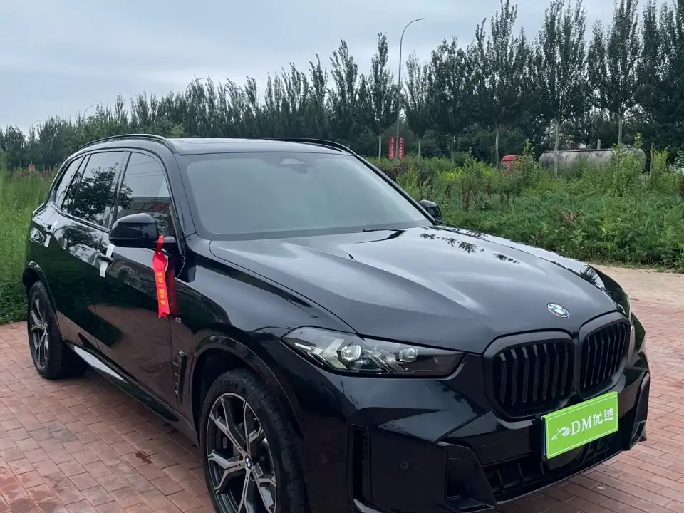 BMW X5 Model xDrive 30Li Exclusive M Sport Blackout Package 2025