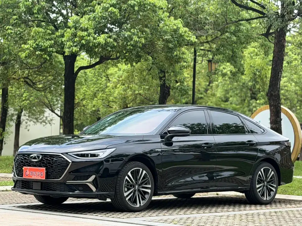 Chery Arrizo 8 PRO Pro 2.0T Luxury 2025