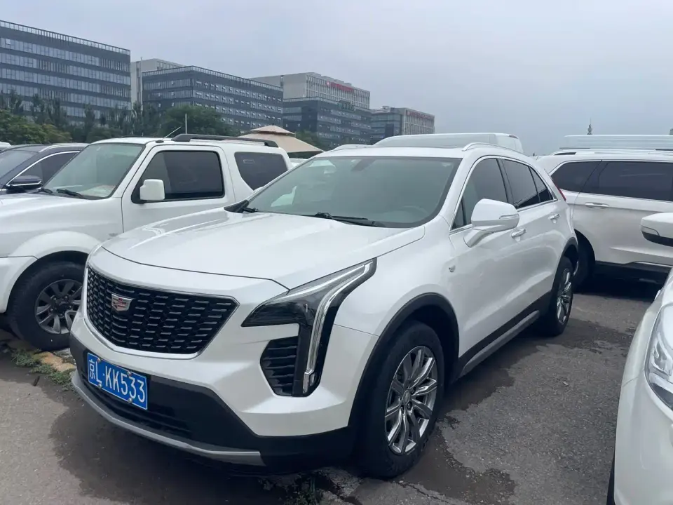 Cadillac XT4 28T FWD Luxury Edition 2021