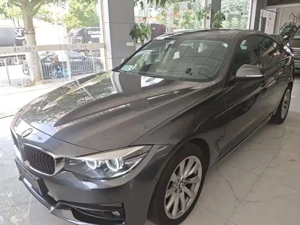 BMW 3 Series GT 320i Fashion Model 2019