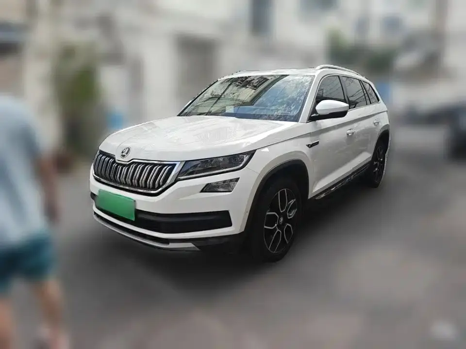 Skoda Kodiaq Facelift TSI330 7-Seater 2WD Luxury Premium Edition China VI 2019