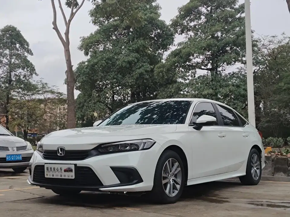 Honda Civic 240TURBO CVT Dynamic Edition 2024