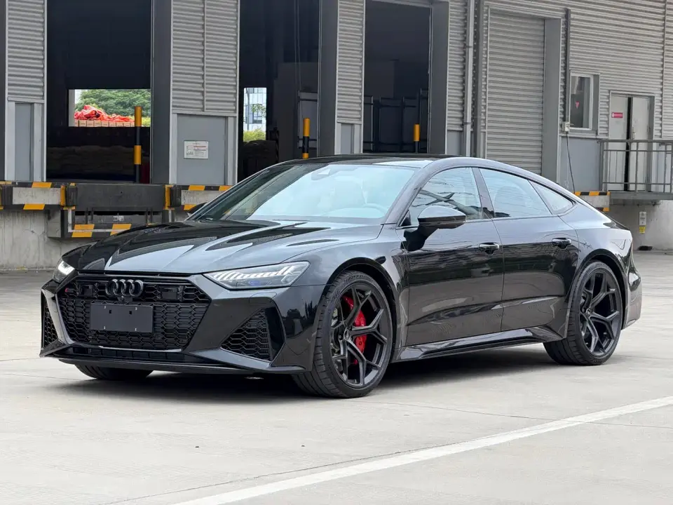 Audi RS 7 RS 7 4.0T Sportback Performance 2026