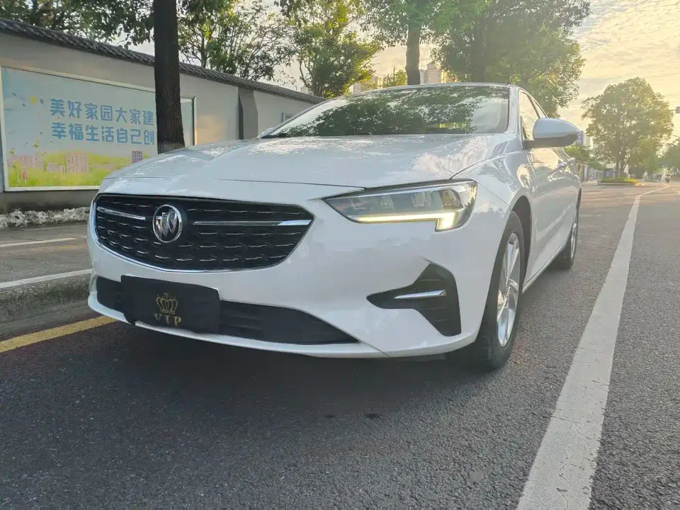 Buick Regal 552T Elite 2020