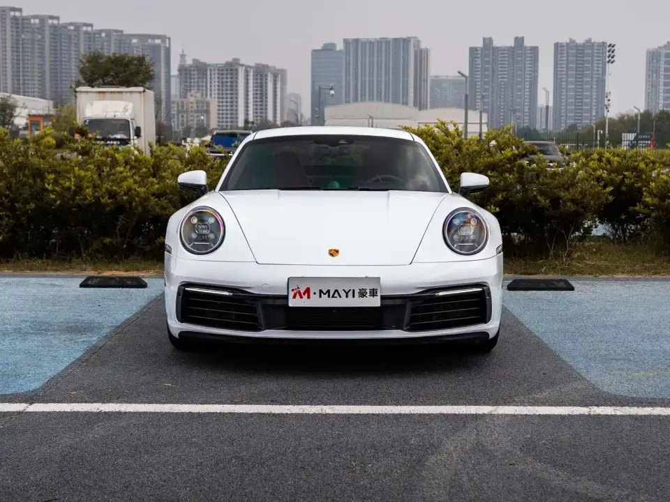 Porsche 911 Carrera 3.0T 2021