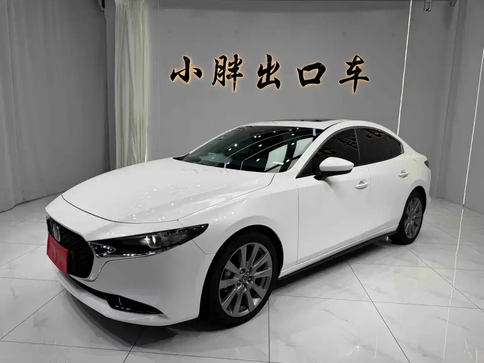 Mazda Mazda3 Axela 2.0L Automatic Premium Edition 2022