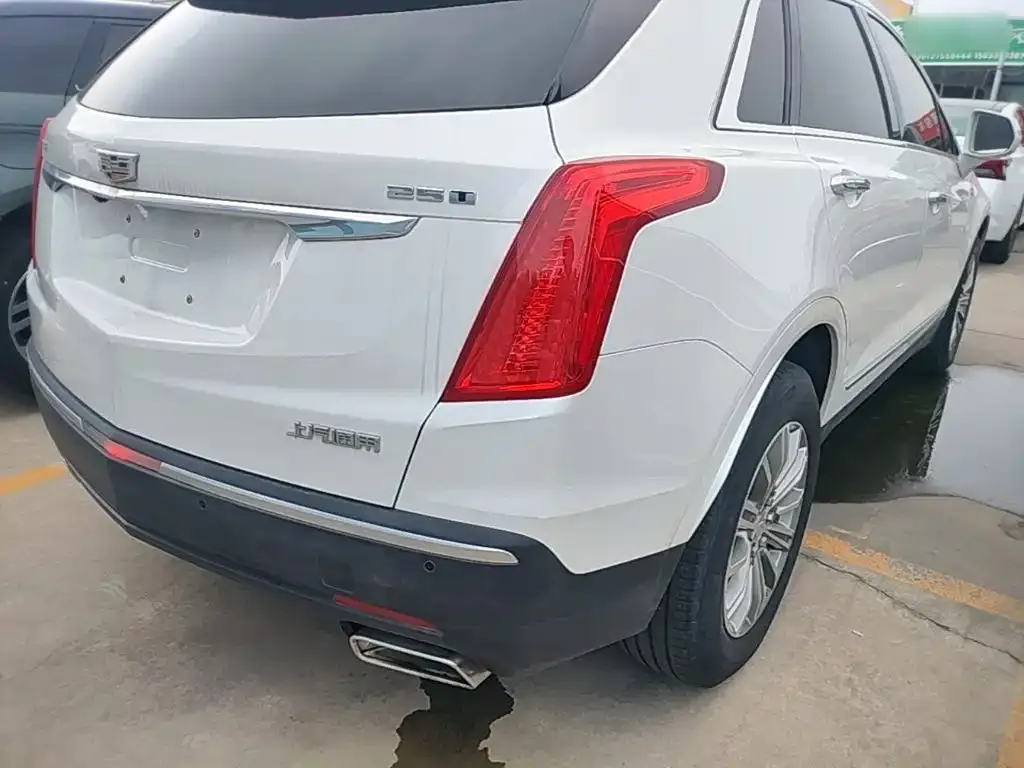 Cadillac XT5 25T Luxury 2019 — фото 8