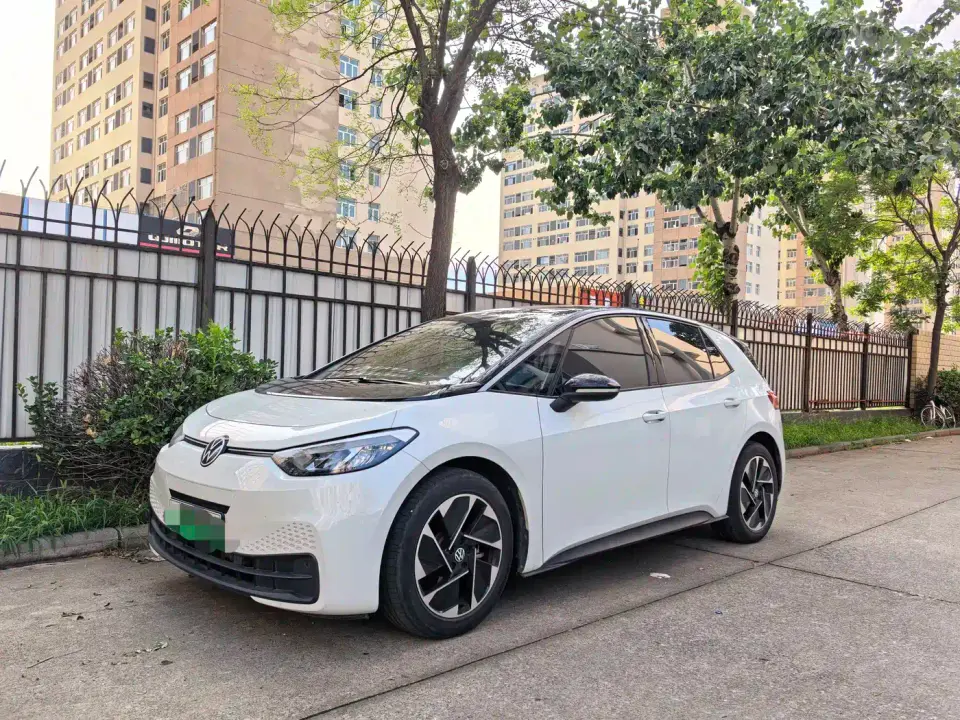 Volkswagen ID.3 Outstanding Edition 2024