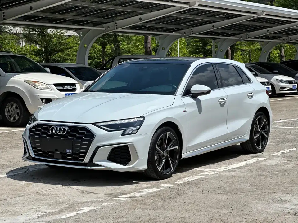 Audi A3 Facelift Sportback 35 TFSI Fashion Sport 2023
