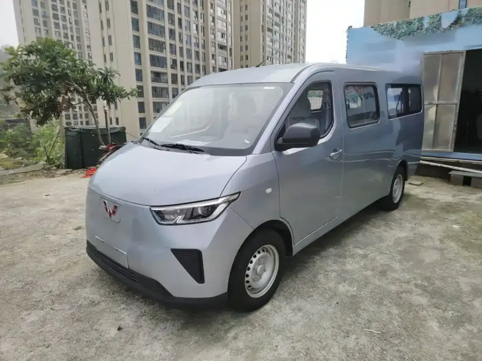 Wuling Motors Wuling Yangguang 300KM Comfort Bus Version 75kW 2026