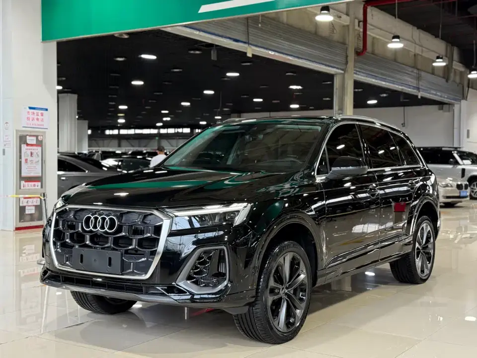 Audi Q7 55 TFSI quattro S line Sport 2026