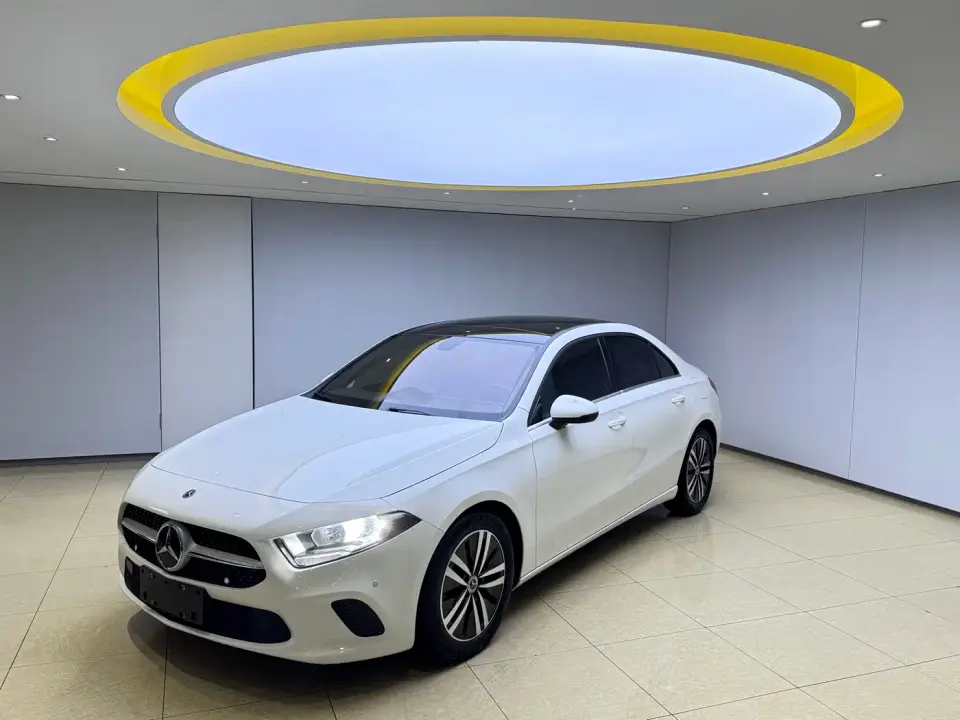 Mercedes-Benz A-Class A 180 L Sport Sedan 2022
