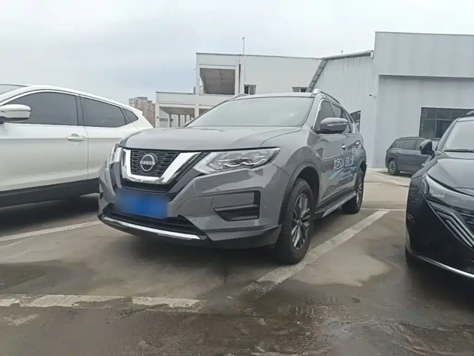 Nissan X-Trail Honor 2.0L 2WD Leading Edition 2025