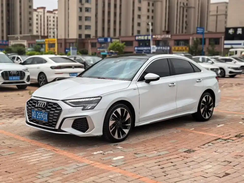 Audi A3 A3L Limousine 35 TFSI Style Sport 2022