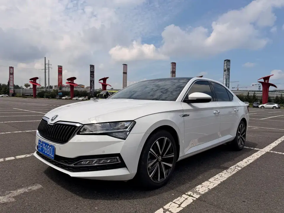 Skoda Superb TSI280 DSG Premium Edition 2023