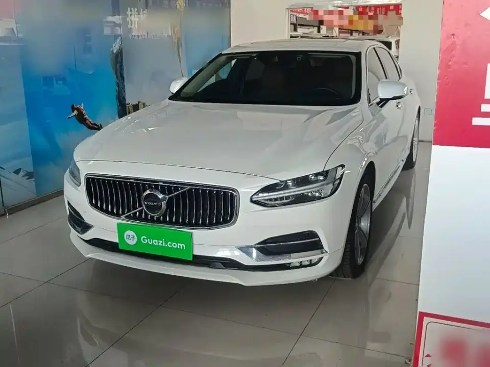 Volvo S90 T5 Momentum 2019