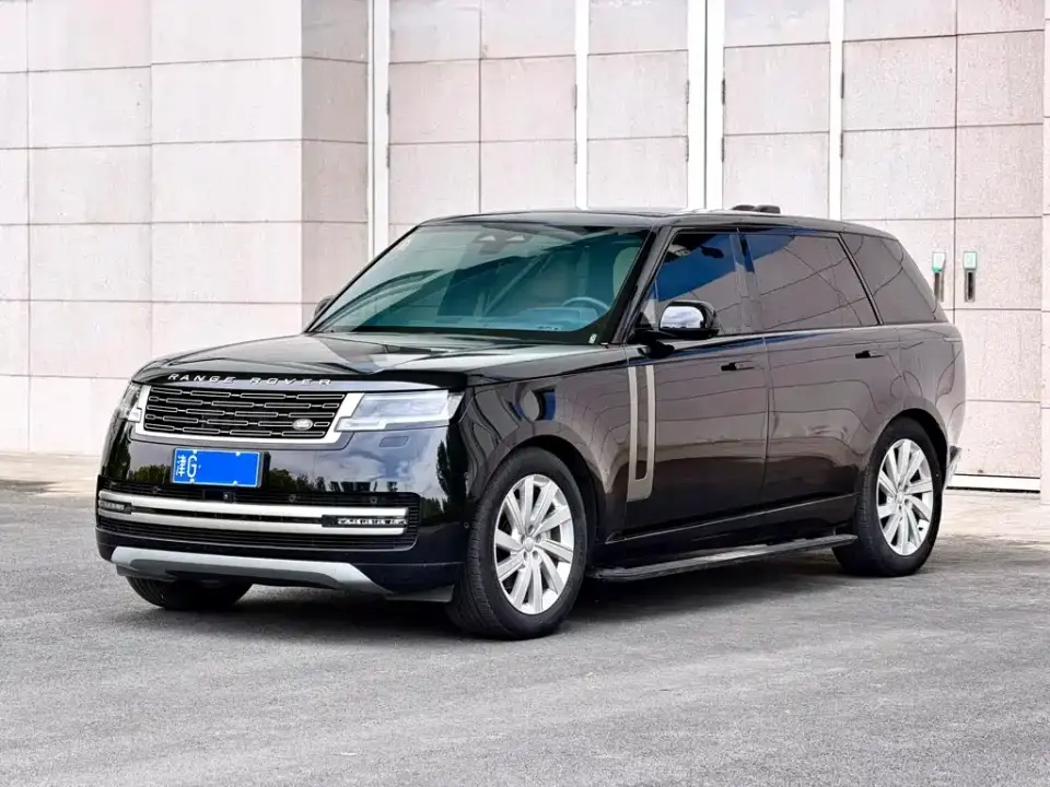 Land Rover Range Rover 3.0 L6 400PS Golden Age Extended 7-Seater 2024