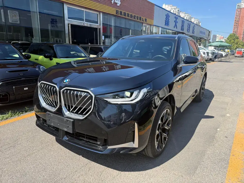 BMW X3 xDrive30L Leading M Sport Package 2025