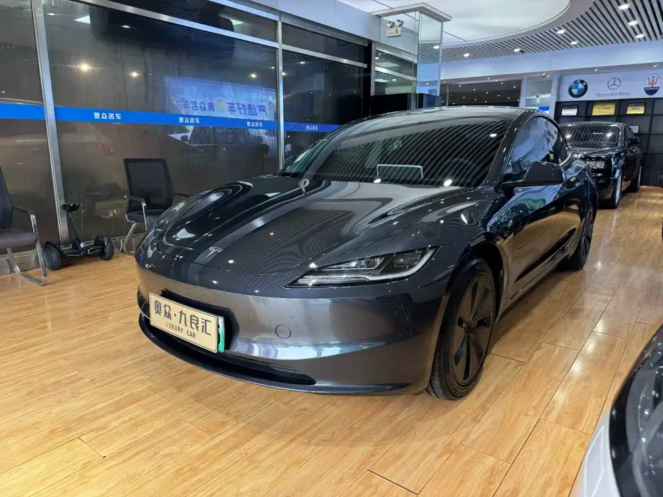 Tesla Model 3 Rear-Wheel Drive 2024