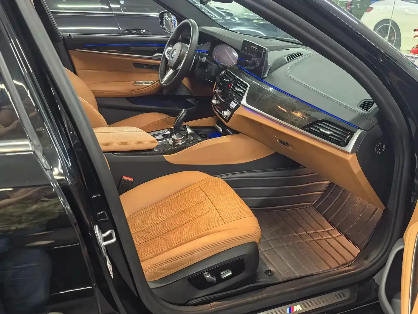 BMW 5 Series 530Li Exclusive M Sport Package 2020 — фото 7