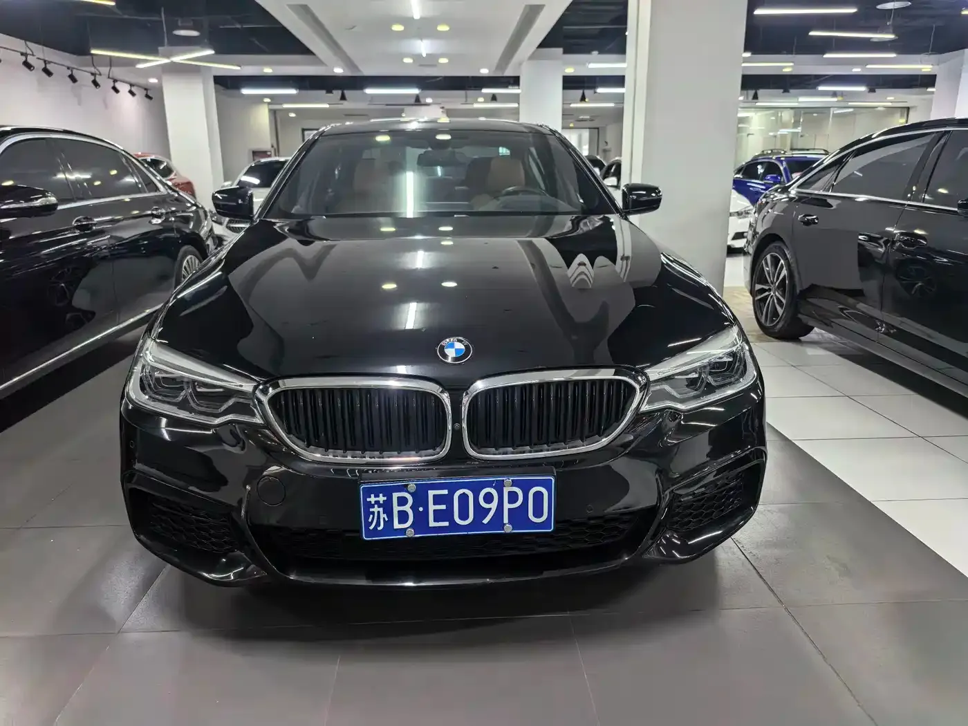 BMW 5 Series 530Li Exclusive M Sport Package 2020 — фото 2